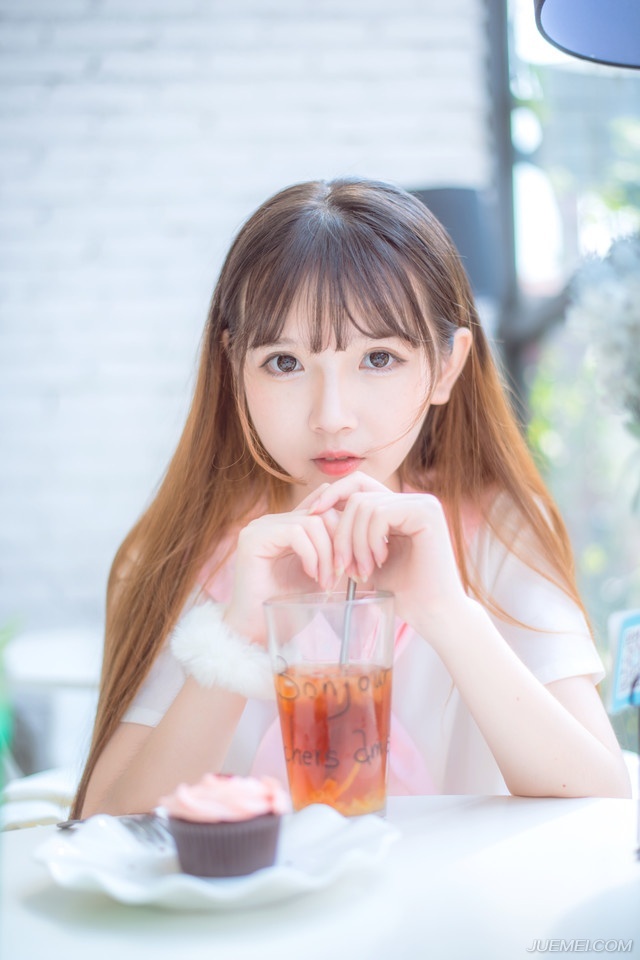 没有条件的朋友，不叫朋友，那叫手足了。——三毛《随想》